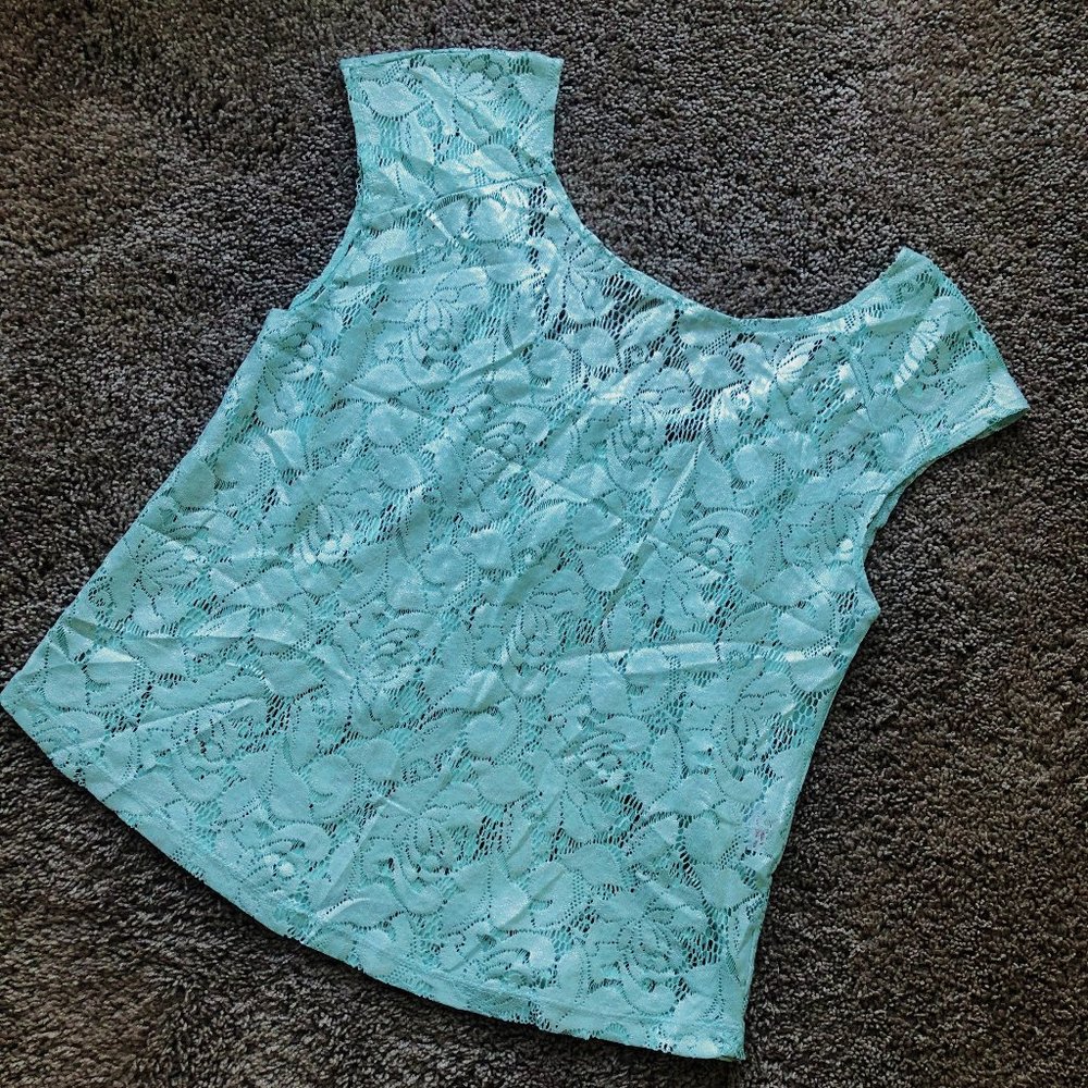 Shiny lace top